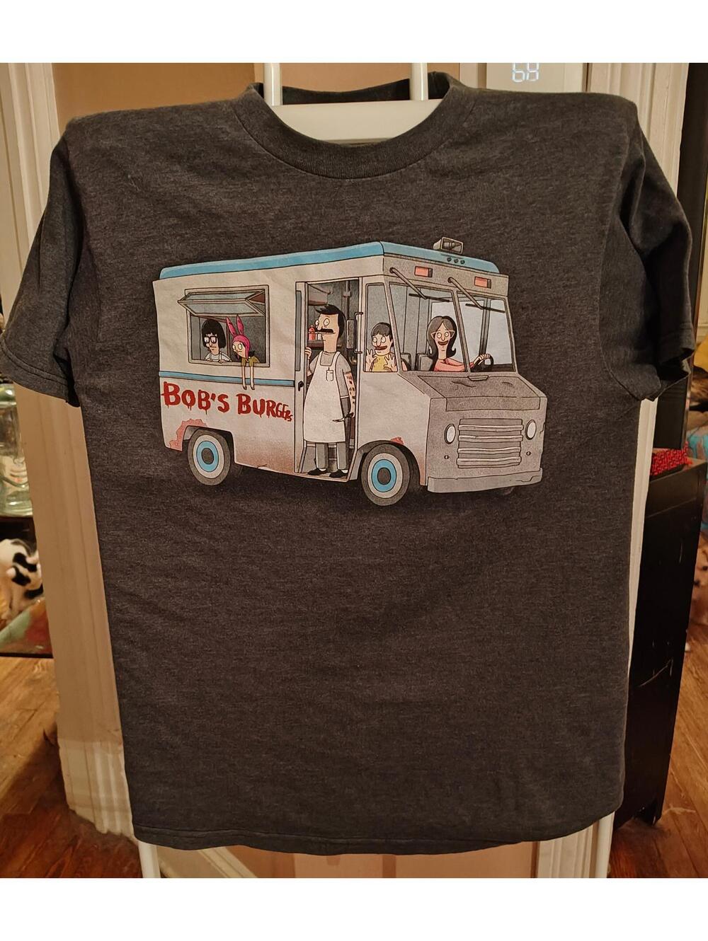 Bob's Burgers - official t-shirt - size S men's - EUC